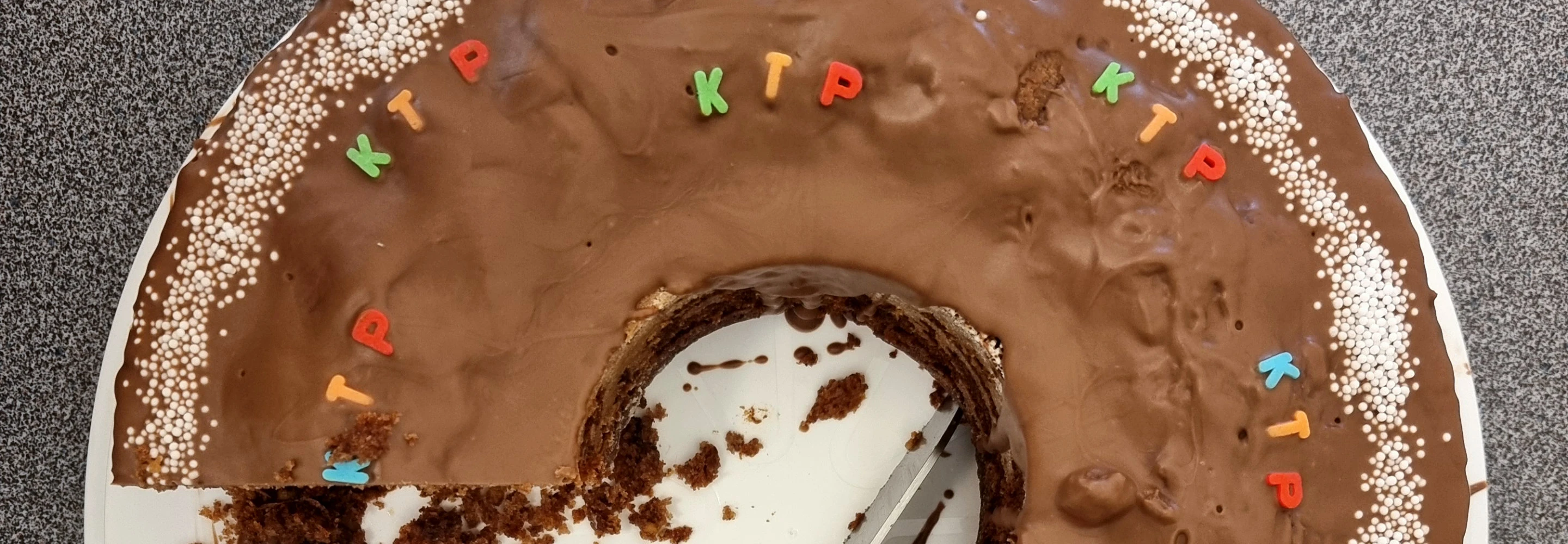 KTP, Kauffmann Theilig & Partner, Architektur, Büroleben, Praktikanten, Abschied, Kuchen