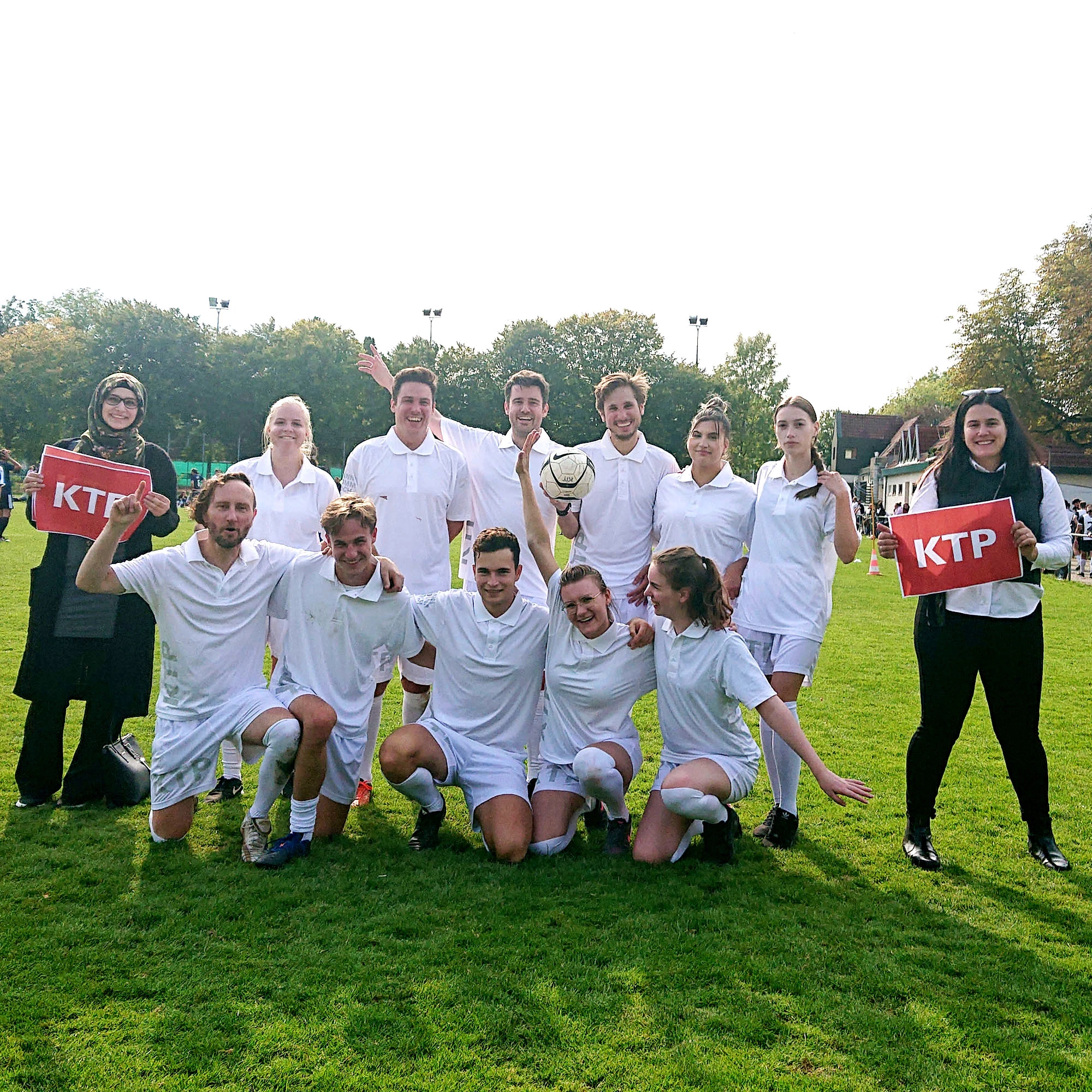 Kauffmann Theilig & Partner, KTP, Büroleben, Archi-Cup, Fussball, Trikots
