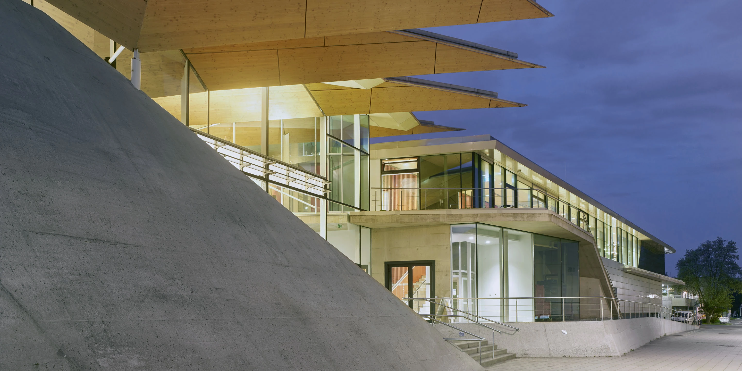 Erweiterung, Modernisierung, laufender Betrieb, Restaurant, Kantine, Cafeteria, Boehringer Ingelheim, Biberach, HolzbauArchitektur, KTP, Kauffmann Theilig Partner, Freie Architekten PartGmbB, Stuttgart