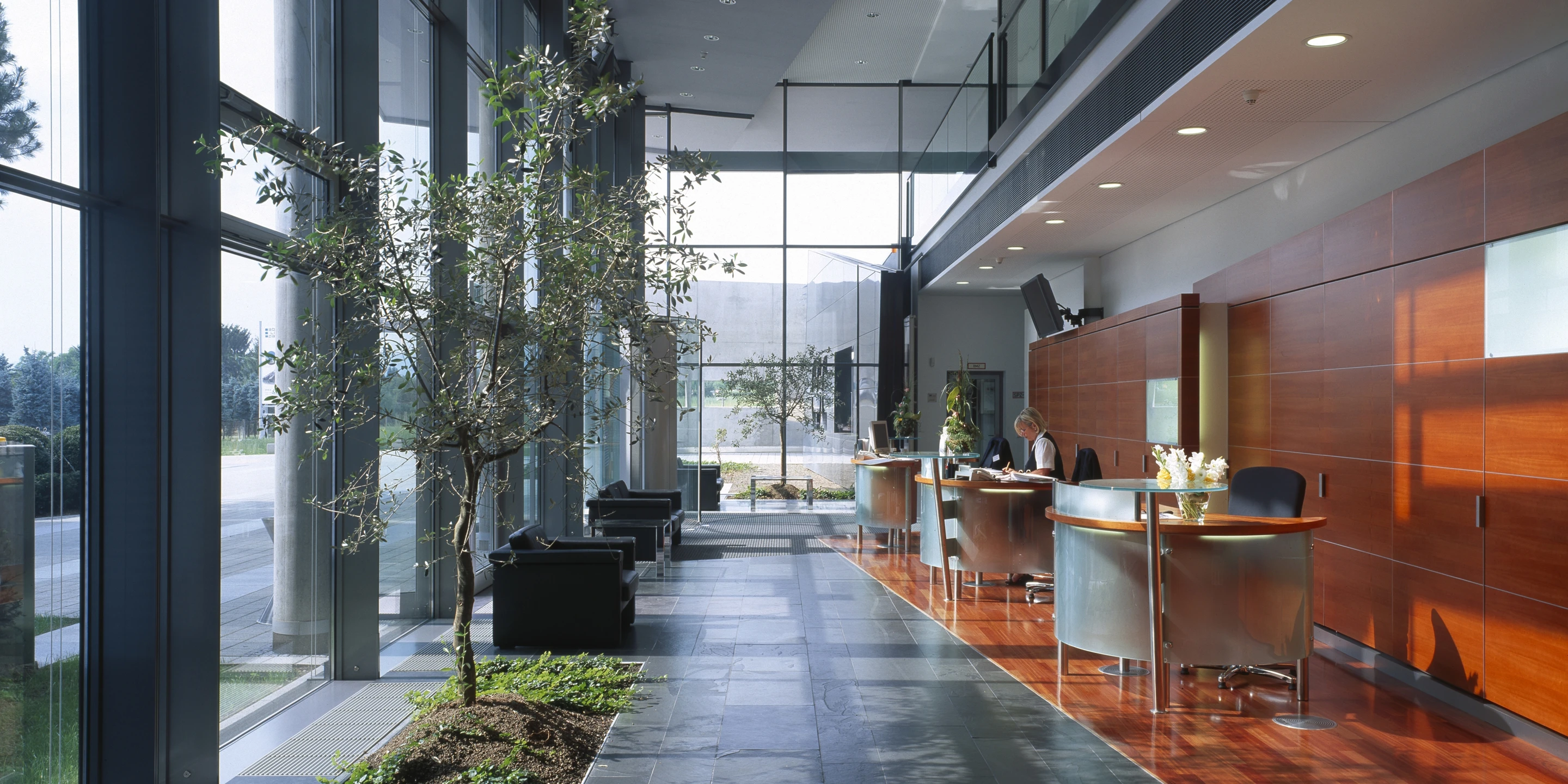 CSC Business-Center Rhein Main | Wiesbaden Neubau, Bauabschnitte, Städtebau, Betontragwerk, Metallfassade, Glasfassade, Dachbegrünung, Flachdach, Innenhöfe, Tiefgarage, Investor, Großprojekt, Generalunternehmer, Büro, Verwaltung, Konferenz, Mensa, Architektur, KTP, Kauffmann Theilig Partner, Freie Architekten PartGmbB, Stuttgart,