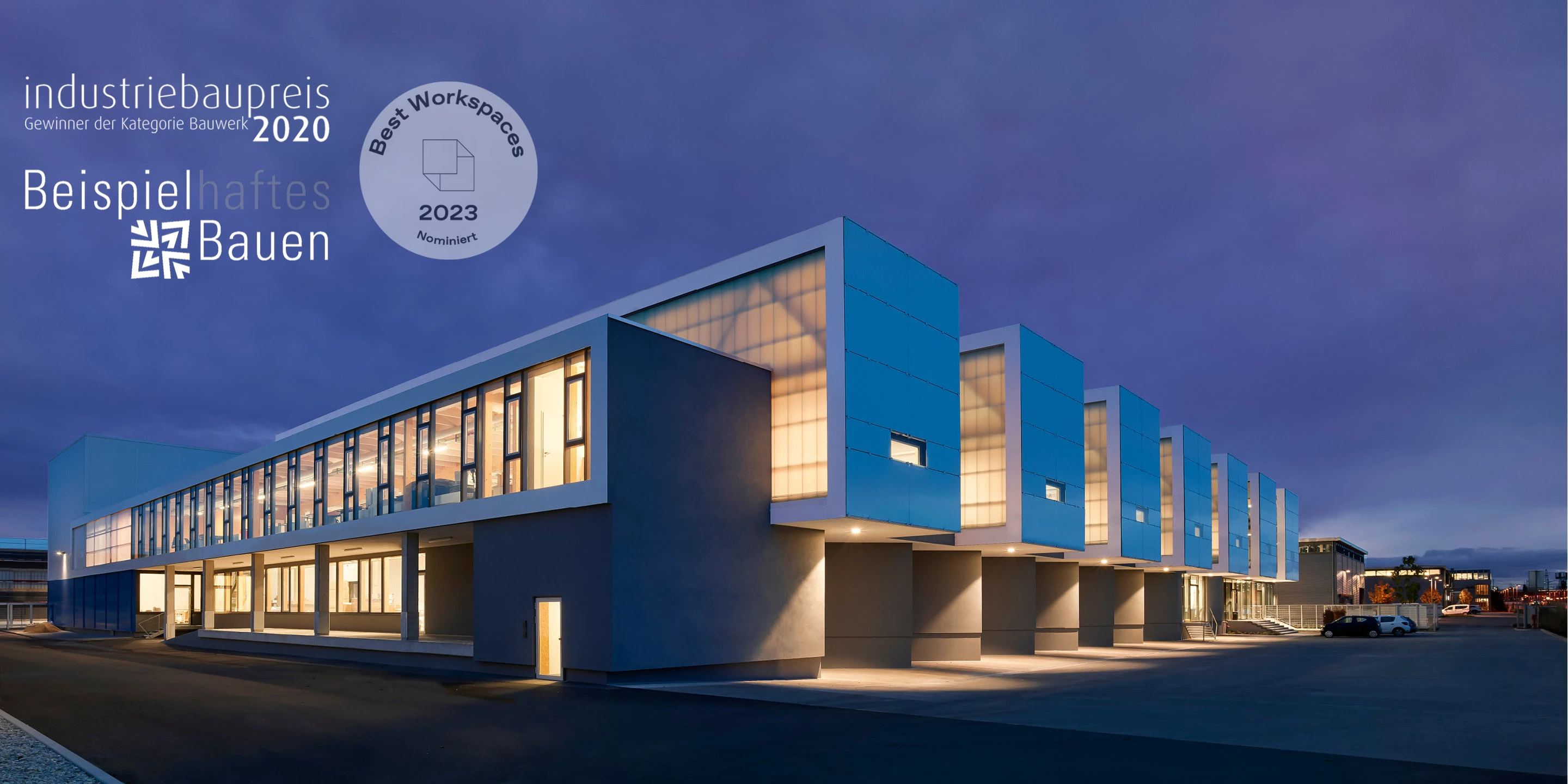 Neubau, Beton-Holz-Tragwerk, Glasfassade, Metallfassade, Flachdach, Dachbegrünung, Tiefgarage, Parkplatz, Privat, Großprojekt, Produktion, Lager, Büro, Verwaltung, Fitness, Showroom, Industriebau architektur